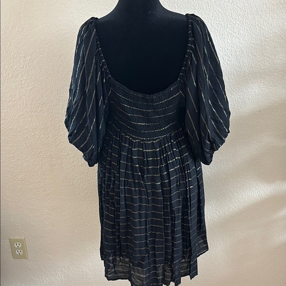 By Together Black Metallic Sequins Balloon Sleeved Smocked Mini Dress 0130 - Picture 9 of 11